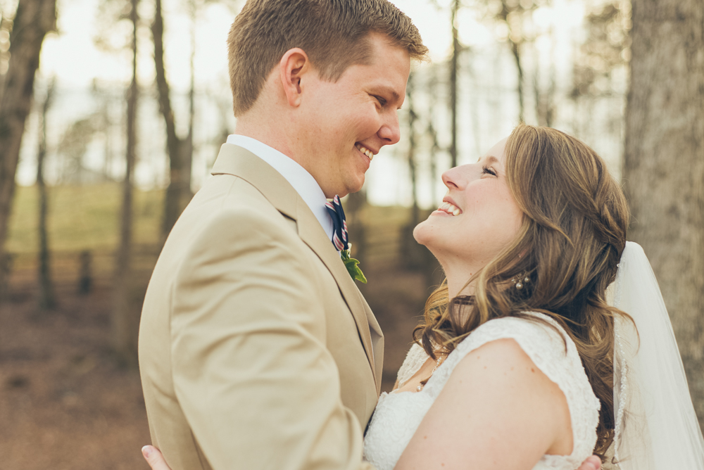 Atlanta & Destination Wedding Photography | Joyelan.com | The Walters Barn