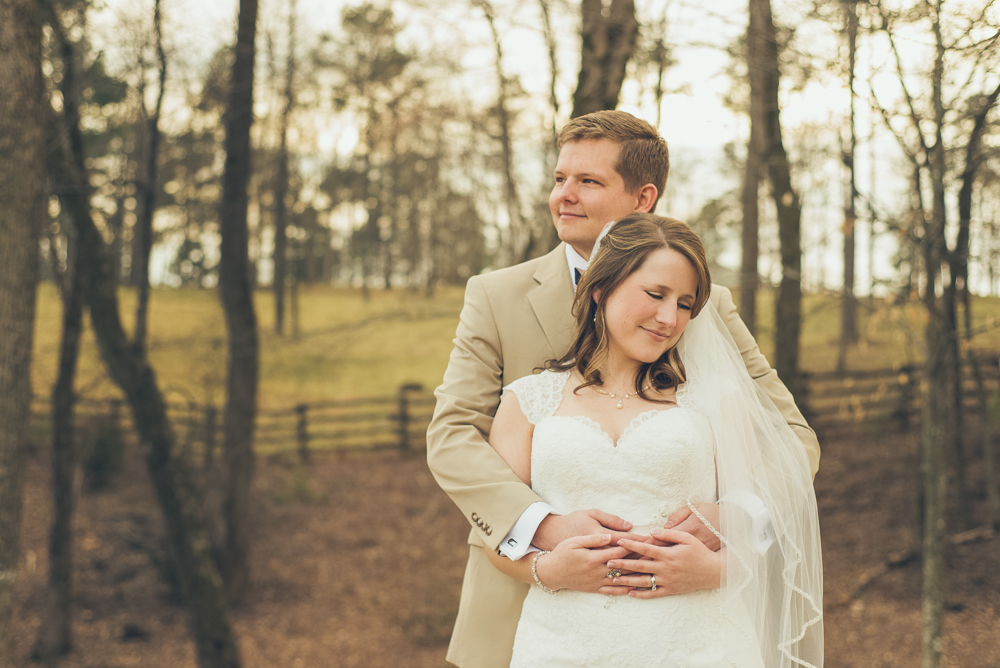 Atlanta & Destination Wedding Photography | Joyelan.com | The Walters Barn