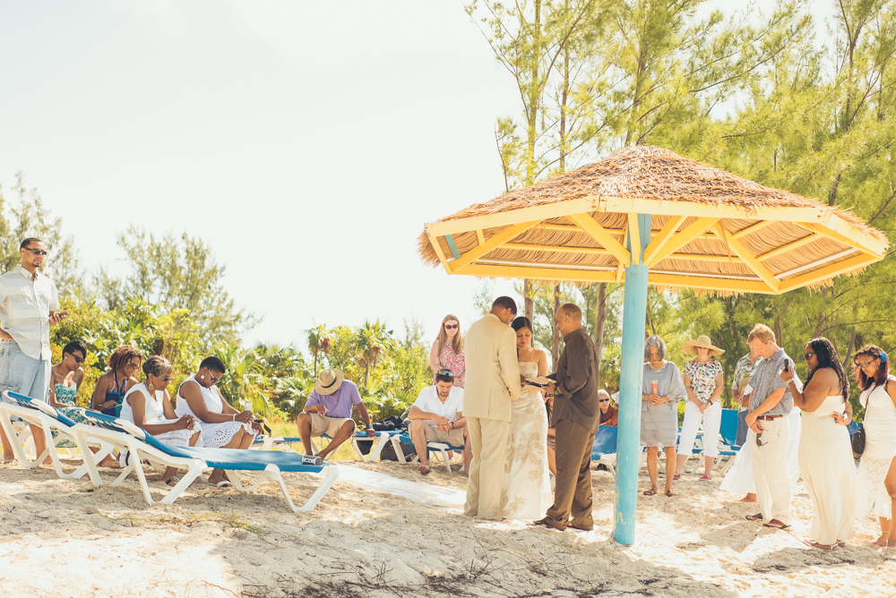 Atlanta & Destination Wedding Photographer Bahamas | www.Joyelan.com