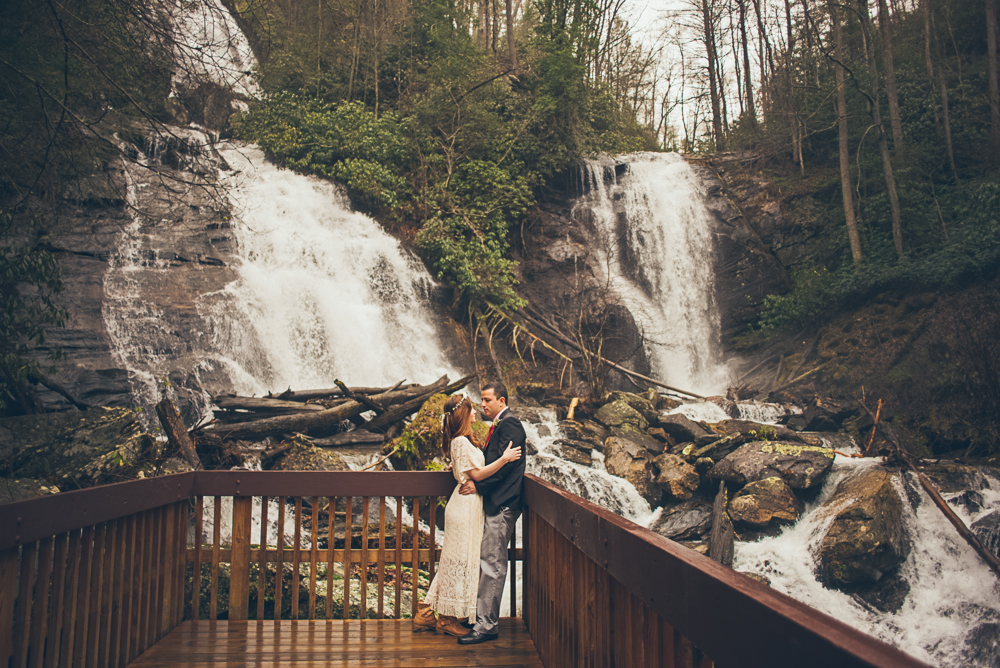 Atlanta Wedding Photographer Anna Ruby Falls Elopement