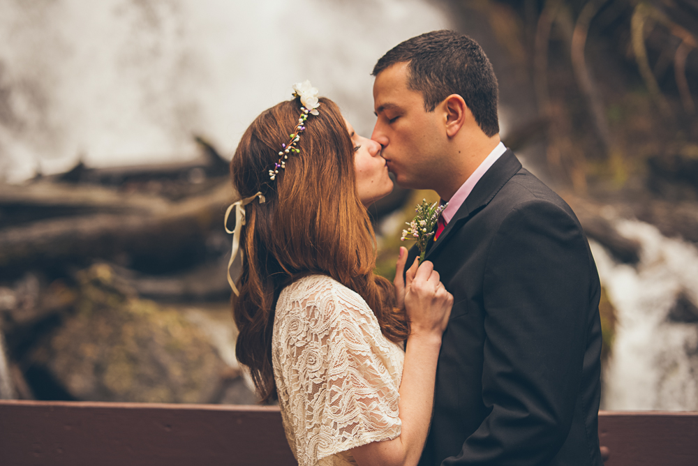 Atlanta Wedding Photographer Anna Ruby Falls Elopement