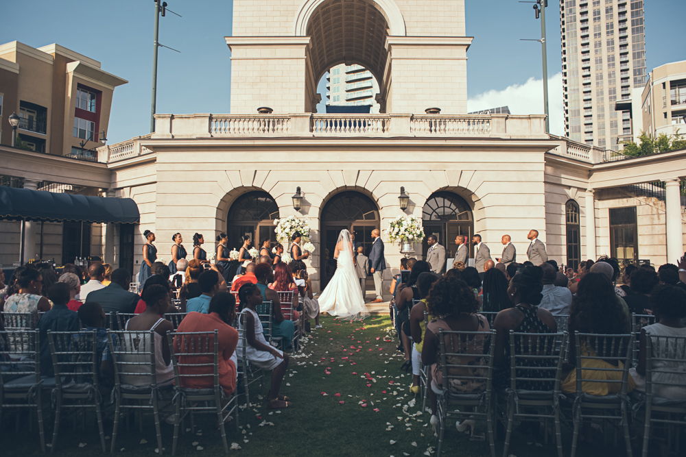 Atlanta Wedding Photographer | Joyelan | Millennium Gate Museum