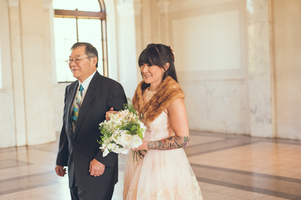 Atlanta Wedding Photographer | Intimate Wedding | www.Joyelan.com | Old Decatur Courthouse