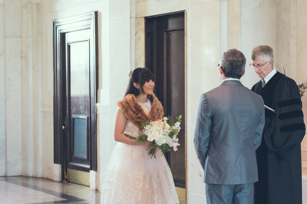 Atlanta Wedding Photographer | Intimate Wedding | www.Joyelan.com | Old Decatur Courthouse