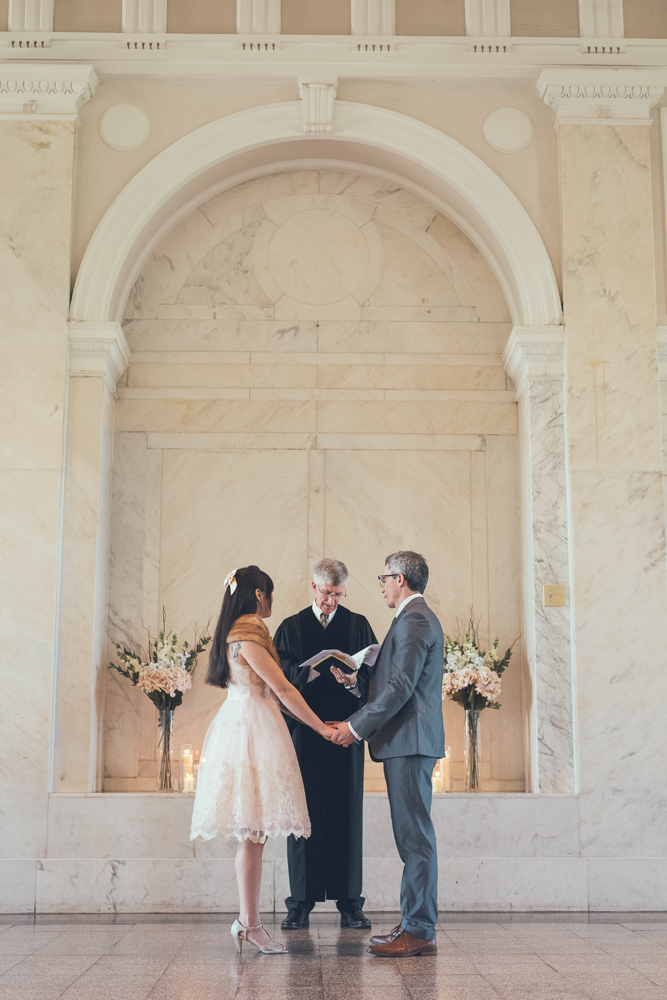 Atlanta Wedding Photographer | Intimate Wedding | www.Joyelan.com | Old Decatur Courthouse