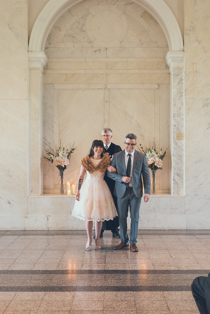 Atlanta Wedding Photographer | Intimate Wedding | www.Joyelan.com | Old Decatur Courthouse