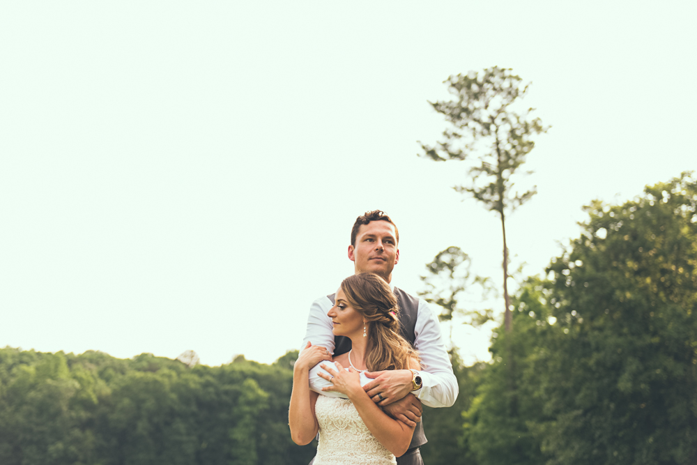 Tampa Bay and Atlanta Wedding Photographer | www.Joyelan.com | The Walters Barn | Florida Wedding Photography