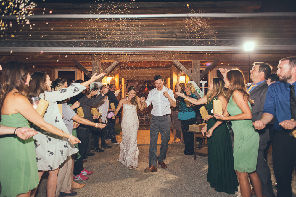 Tampa Bay and Atlanta Wedding Photographer | www.Joyelan.com | The Walters Barn | Florida Wedding Photography