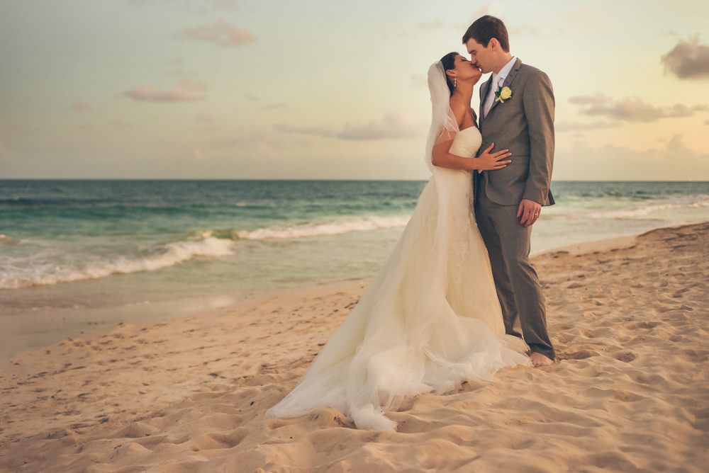 Florida and Atlanta Wedding photographers | www.Joyelan.com | Beach Wedding | Playa Del Carmen Wedding Mexico - Destination Wedding Mexico