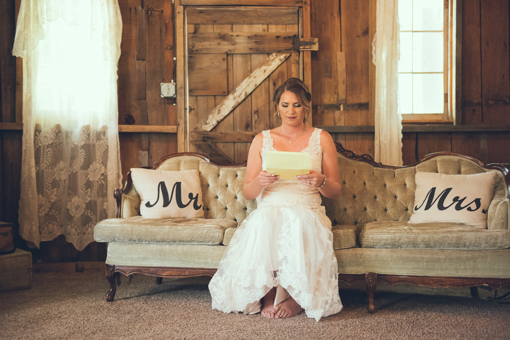 Florida and Destination Wedding Photographer - www.Joyelan.com - Milestone Barn Bannister Romantic Rustic Barn Wedding Michigan Photos