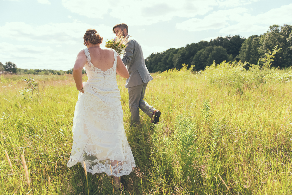 Florida and Destination Wedding Photographer - www.Joyelan.com - Milestone Barn Bannister Romantic Rustic Barn Wedding Michigan Photos