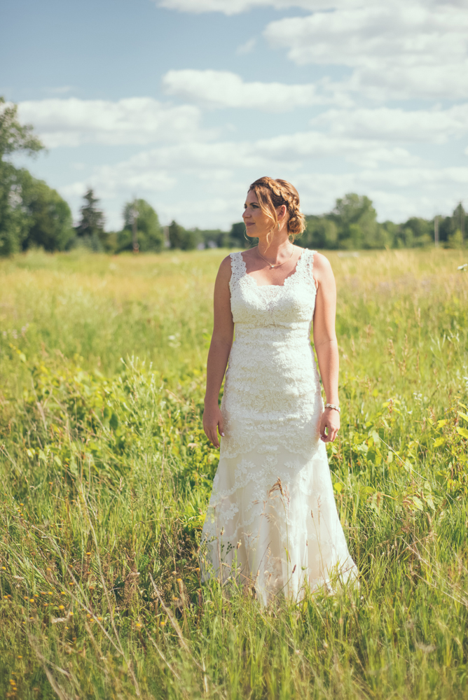 Florida and Destination Wedding Photographer - www.Joyelan.com - Milestone Barn Bannister Romantic Rustic Barn Wedding Michigan Photos