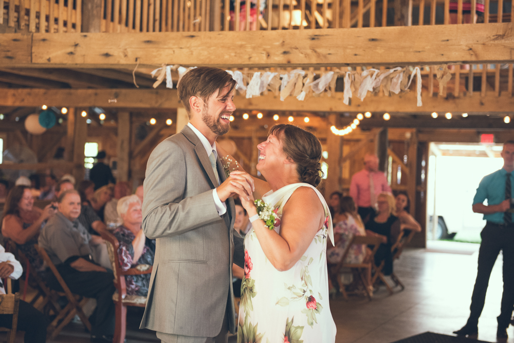 Florida and Destination Wedding Photographer - www.Joyelan.com - Milestone Barn Bannister Romantic Rustic Barn Wedding Michigan Photos