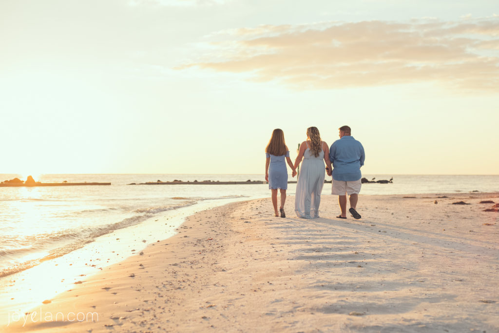 Clearwater Maternity Photographers | www.Joyelan.com | Honeymoon Island Sunset Maternity Session