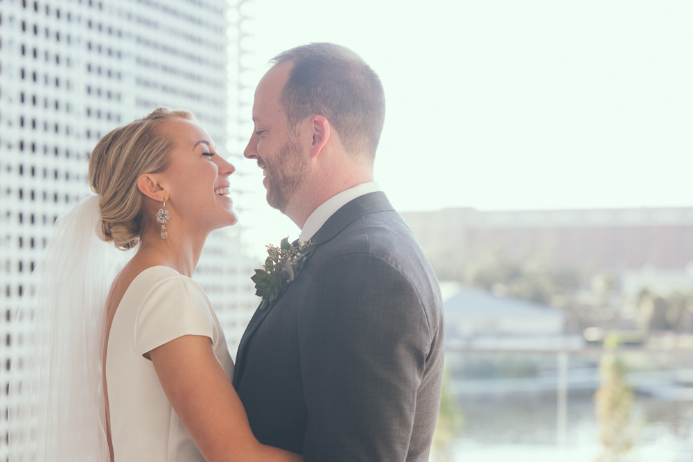 Tampa - Atlanta and Destination Wedding Photographer | www.Joyelan.com | Tampa Museum of Art Wedding