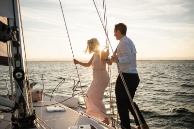 Tampa Elopment Photographer | www.Joyelan.com | St. Pete Sailboat Elopement