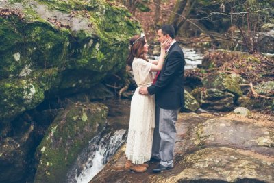 Tampa Wedding Photographer | Tampa Elopement Photography | Anna Ruby Falls Elopement | Joyelan.com