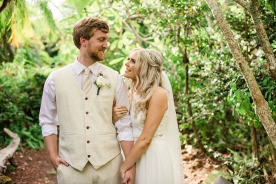 Tampa Bay Wedding Photographer | Joyelan Photography | Fall Wedding at Mixton Farms