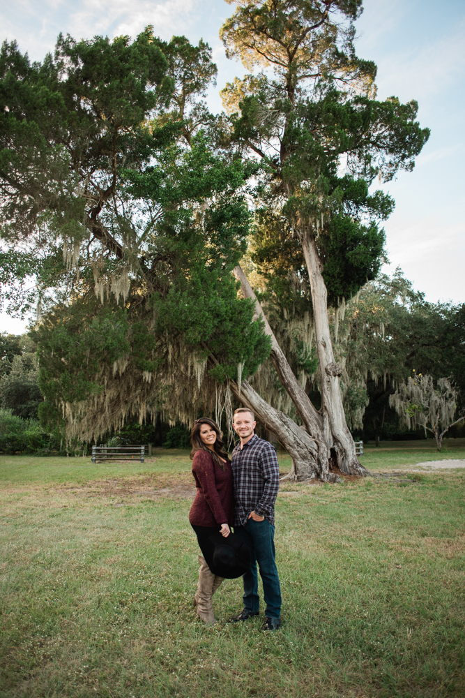 Tampa Portrait Photographer | www.Joyelan.com | Lifestyle Couple Portraits | Philippe Park Photos | Tampa Wedding Photographer