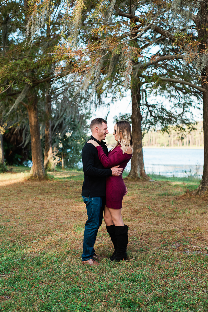 Tampa Bay Portrait Photographer | www.Joyelan.com | Largo Couple Session