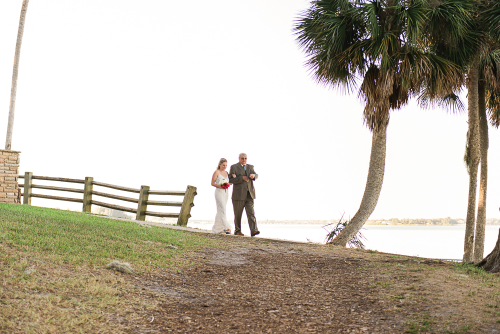 Tampa Wedding Photographer | www.Joyelan.com | Philippe Park Elopement