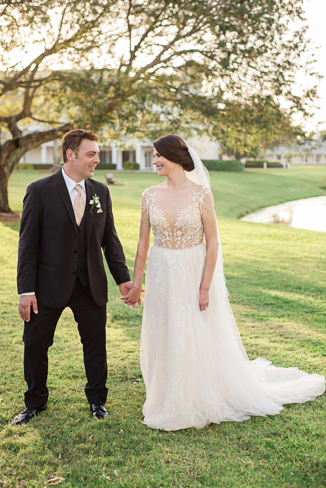 Tampa Wedding Photographer, Florida Wedding photography, Beach weddings is florida, best wedding photographers in Clearwater, Elopement Photographers in Tampa Bay