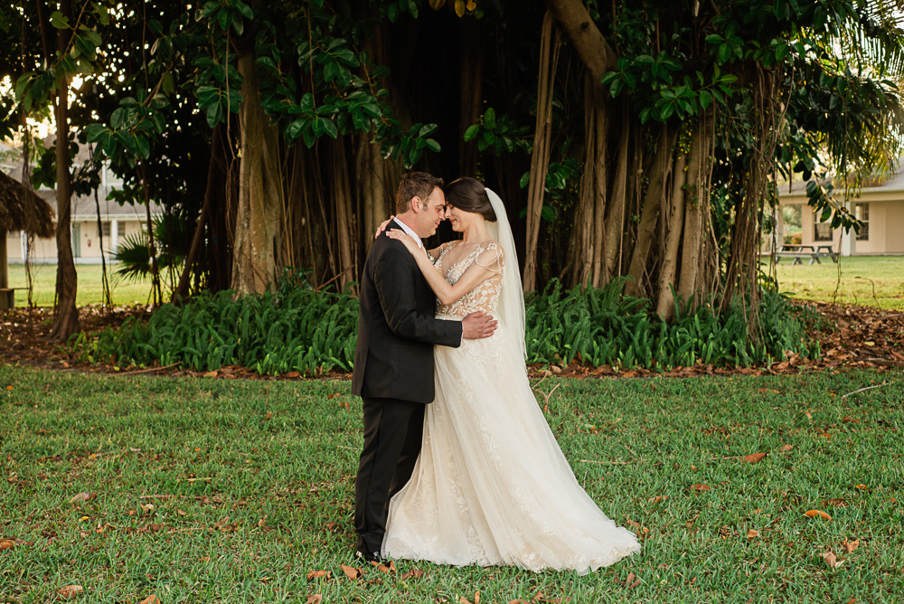 Tampa Wedding Photographer, Florida Wedding photography, Beach weddings is florida, best wedding photographers in Clearwater, Elopement Photographers in Tampa Bay