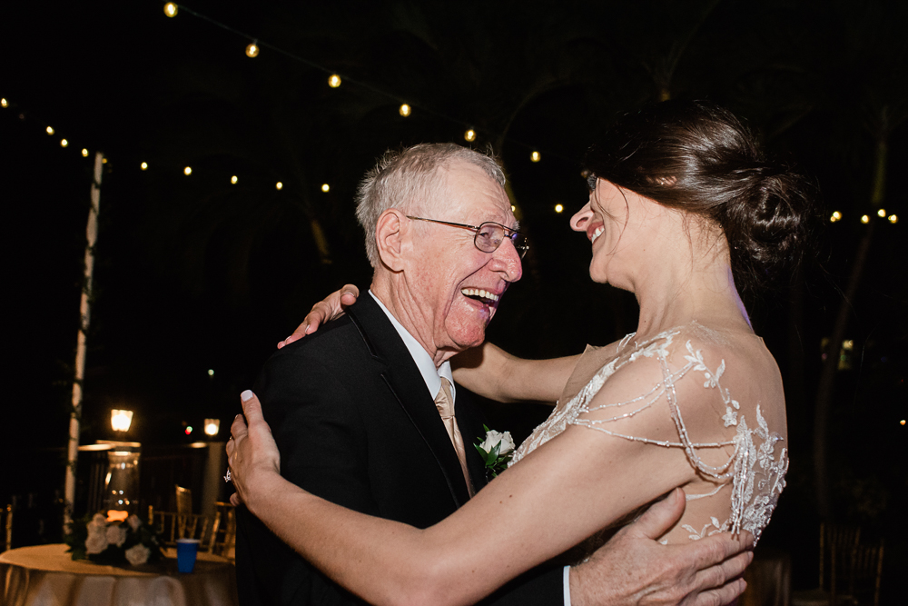 Tampa Wedding Photographer, Florida Wedding photography, Beach weddings is florida, best wedding photographers in Clearwater, Elopement Photographers in Tampa Bay