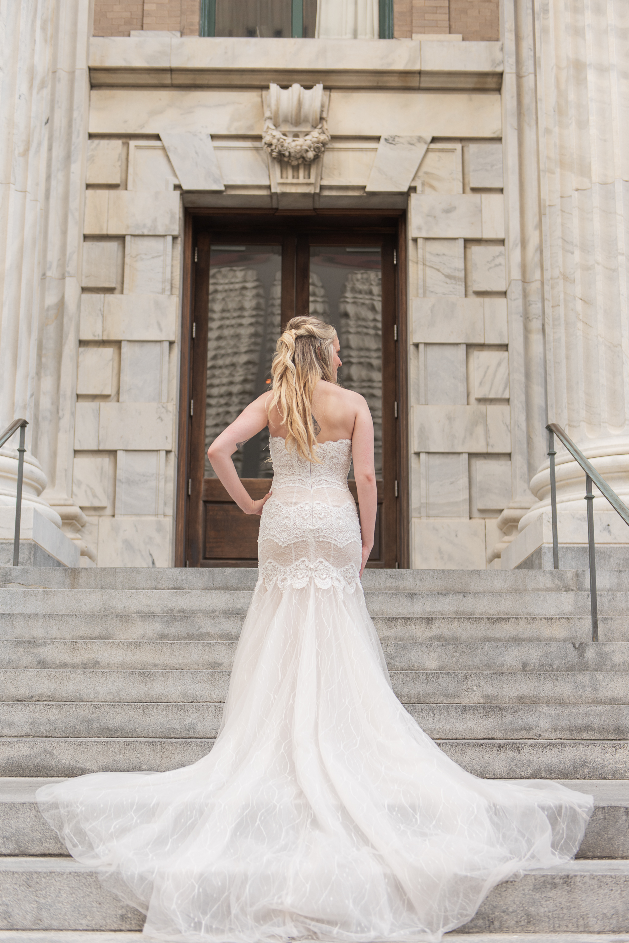 Tampa Elopement Photographer - Hillsborough county courthouse - Le Meridien Tampa Wedding