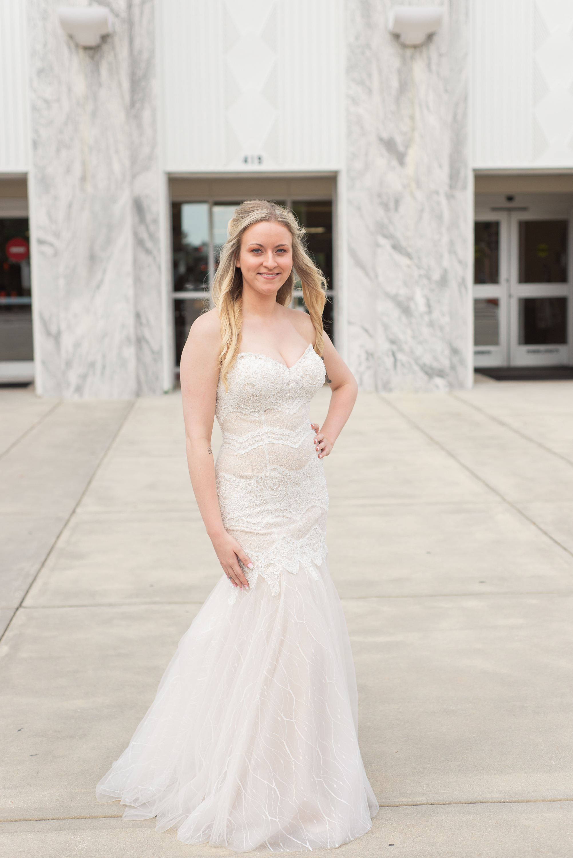 Tampa Elopement Photographer - Hillsborough county courthouse - Le Meridien Tampa Wedding