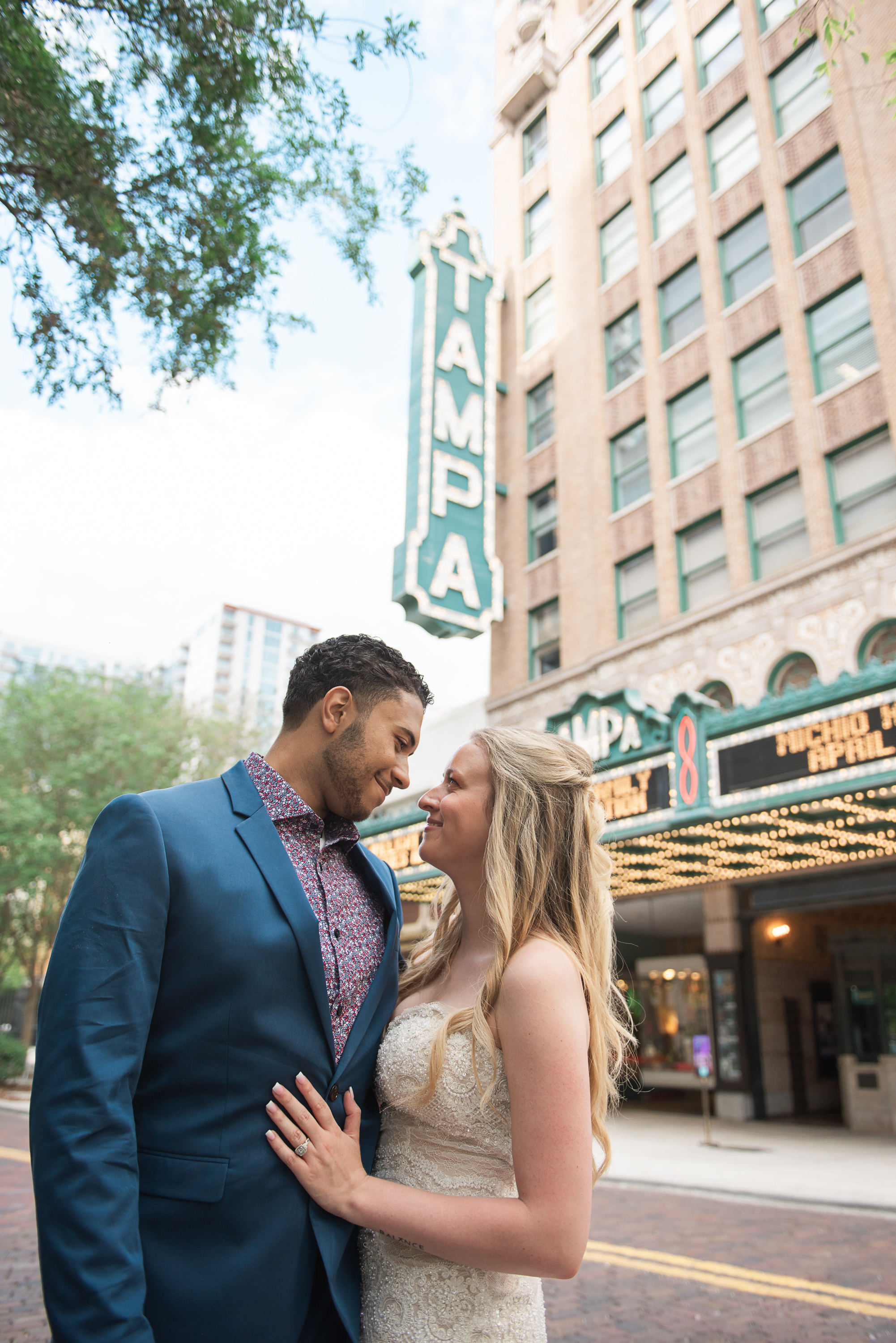 Tampa Elopement Photographer - Hillsborough county courthouse - Le Meridien Tampa Wedding