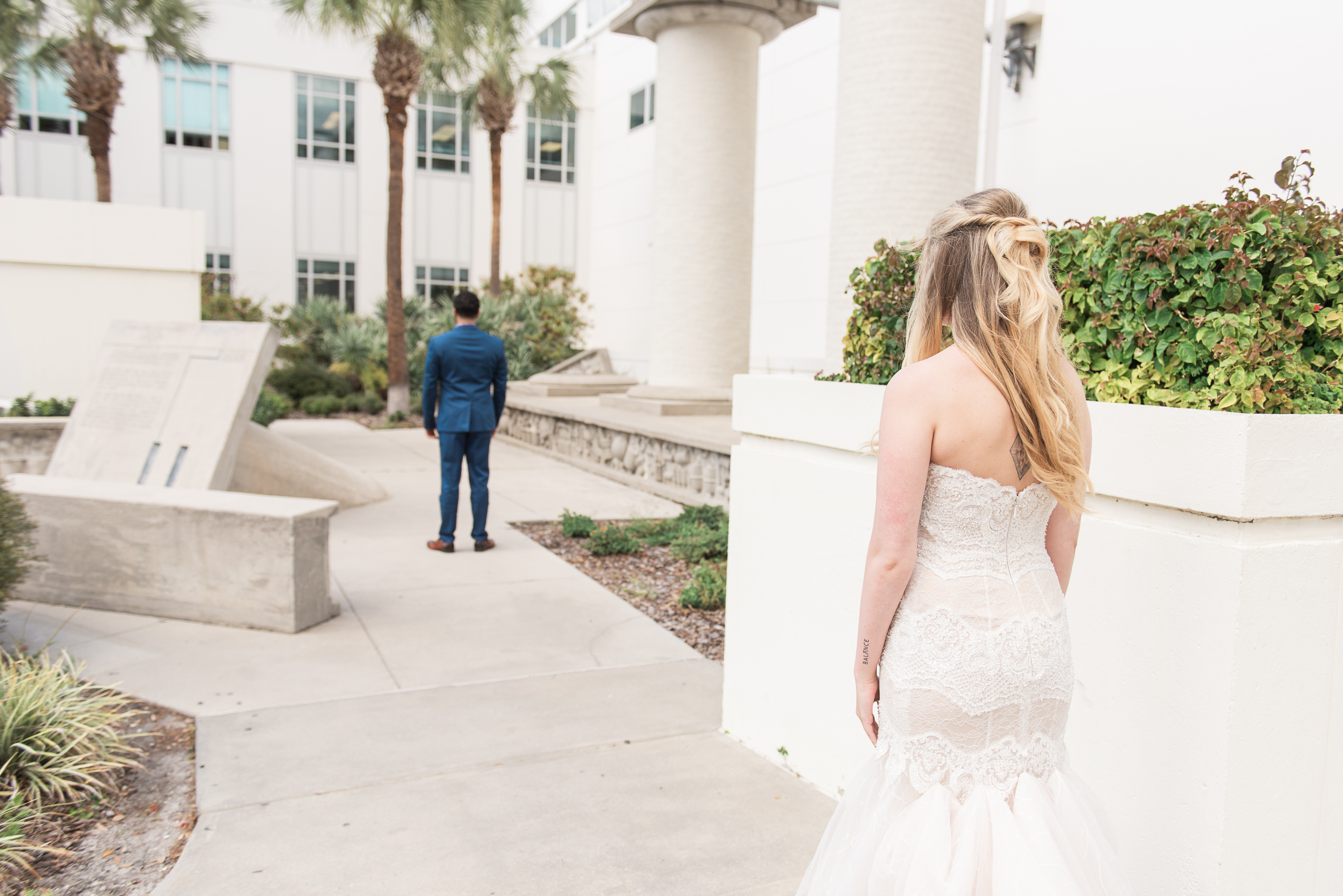 Tampa Elopement Photographer - Hillsborough county courthouse - Le Meridien Tampa Wedding