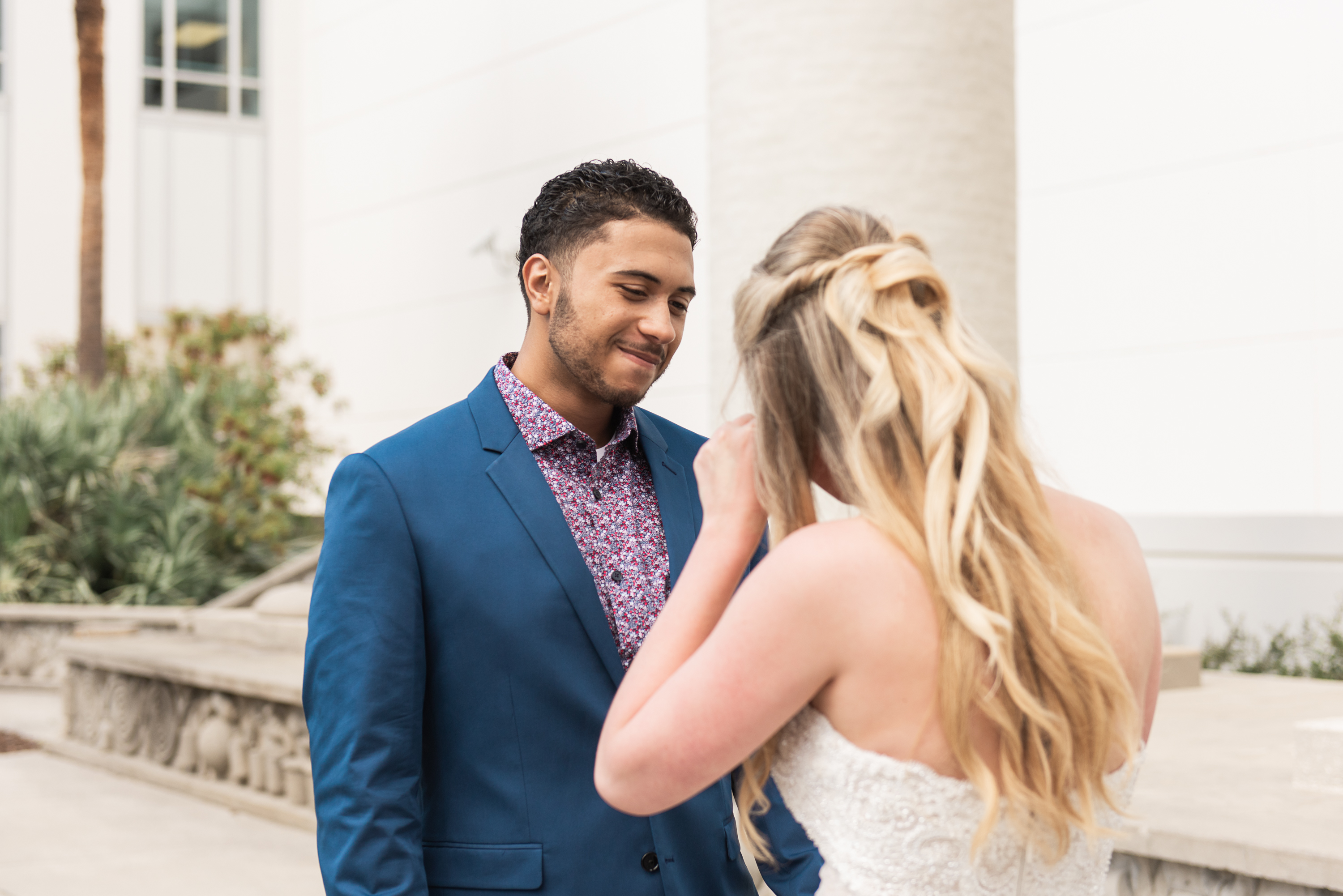 Tampa Elopement Photographer - Hillsborough county courthouse - Le Meridien Tampa Wedding