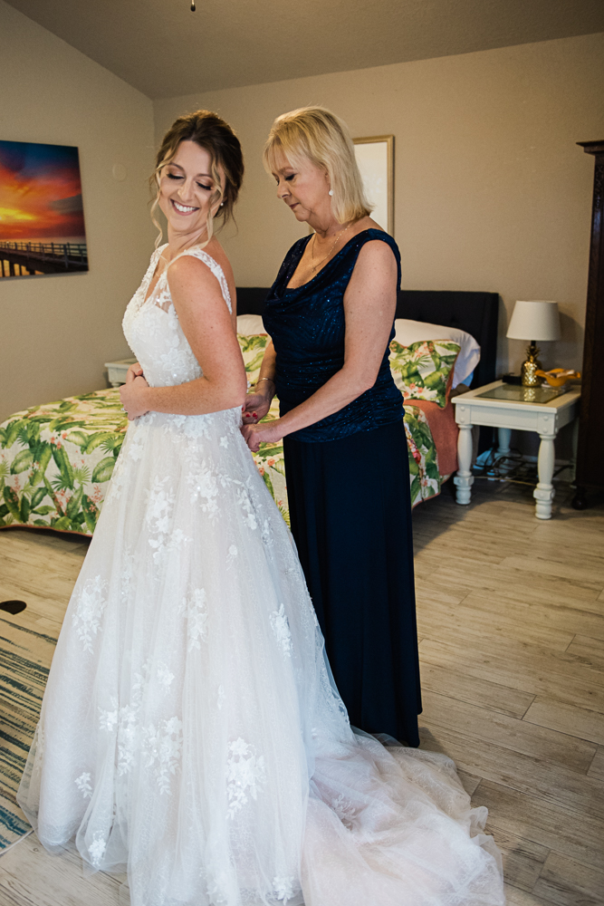 Dunedin Florida Wedding Photographer | www.Joyelan.com | Heather and Dennis Dunedin Intimate Wedding