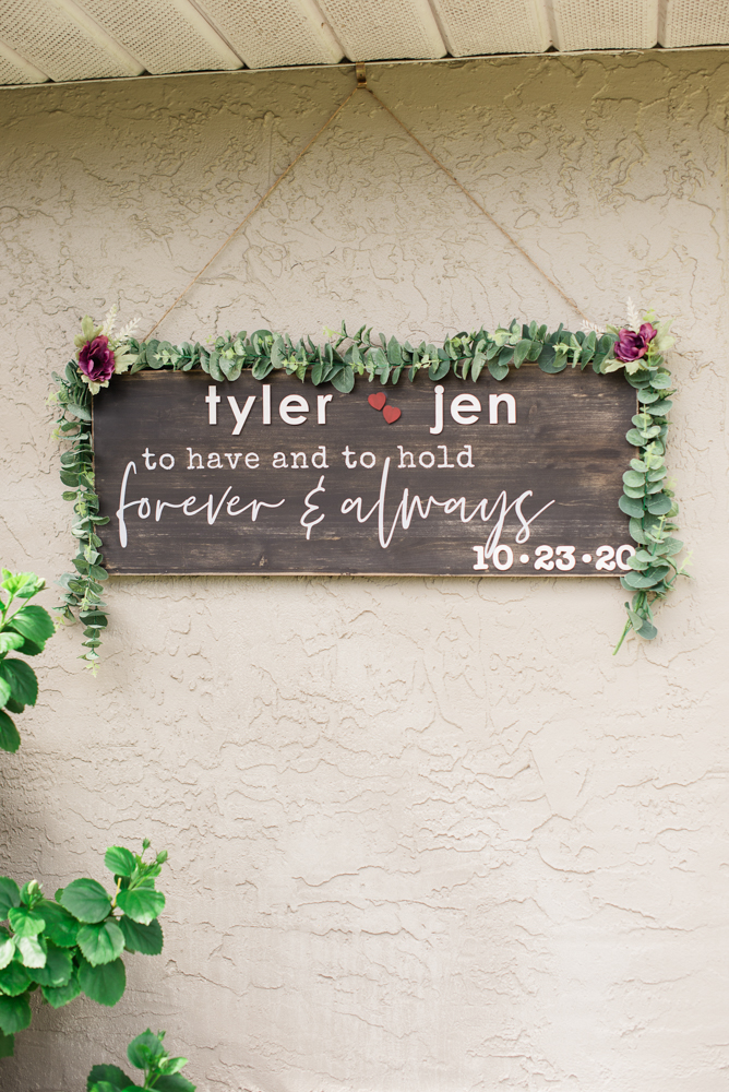 Tampa Wedding Photographer | Clearwater Backyard Wedding | Joyelan Photography