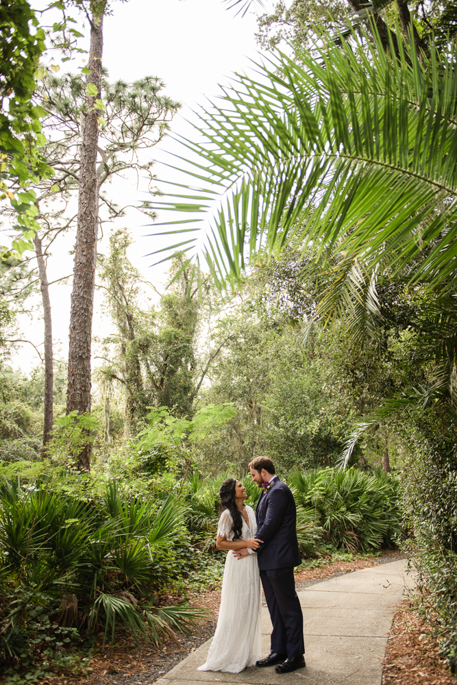 Tampa Wedding Photographer | Clearwater Backyard Wedding | Joyelan Photography