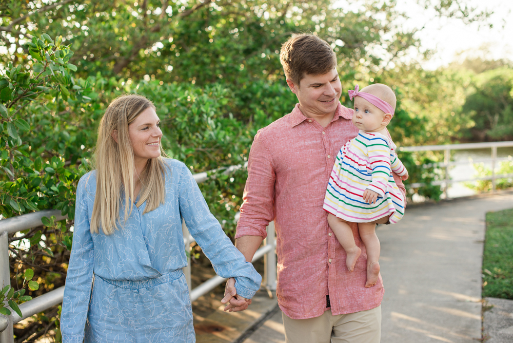 Family portrait session in Safety Harbor Florida located at the Veterans Memorial Marina by Joyelan Photography, Tampa bay wedding photographers, Wedding Photographers in Clearwater Florida, Elopement Photographer Tampa, Safety Harbor Resort Wedding Photographer