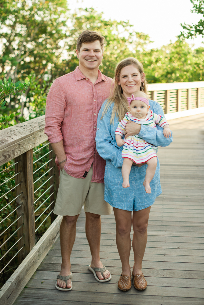 Family portrait session in Safety Harbor Florida located at the Veterans Memorial Marina by Joyelan Photography, Tampa bay wedding photographers, Wedding Photographers in Clearwater Florida, Elopement Photographer Tampa, Safety Harbor Resort Wedding Photographer