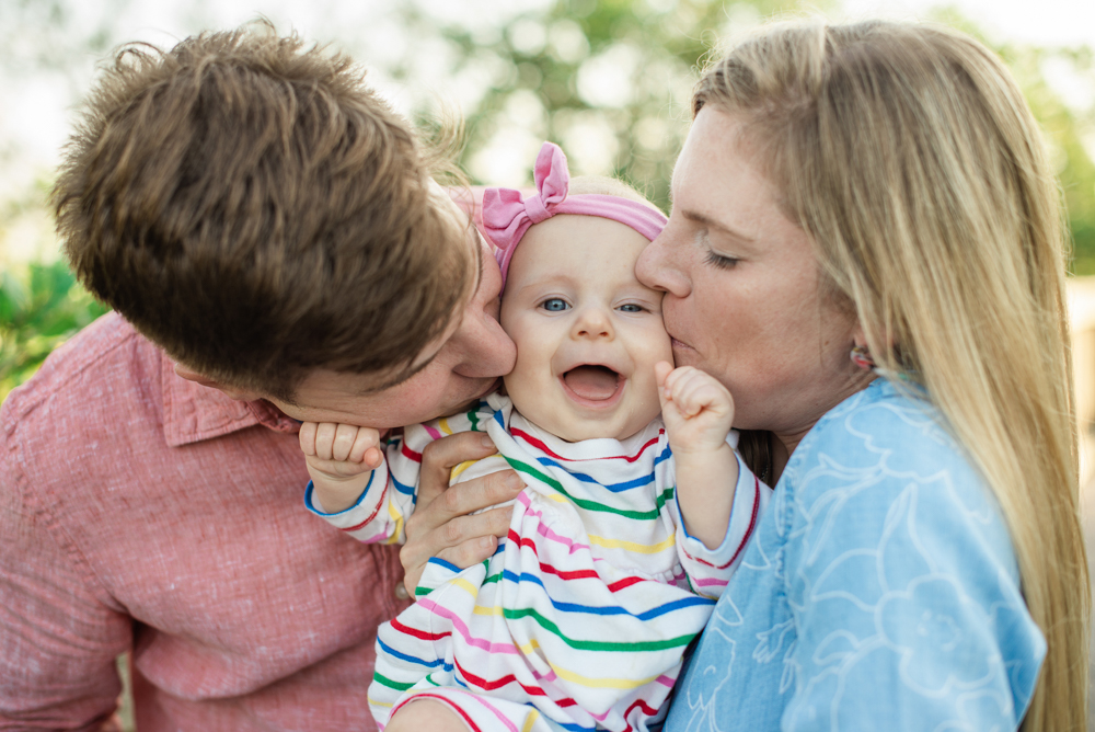 Family portrait session in Safety Harbor Florida located at the Veterans Memorial Marina by Joyelan Photography, Tampa bay wedding photographers, Wedding Photographers in Clearwater Florida, Elopement Photographer Tampa, Safety Harbor Resort Wedding Photographer