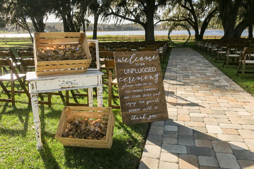 Covington farm wedding florida | Tampa farm weddings | Lakeland wedding photography | joyelan.com