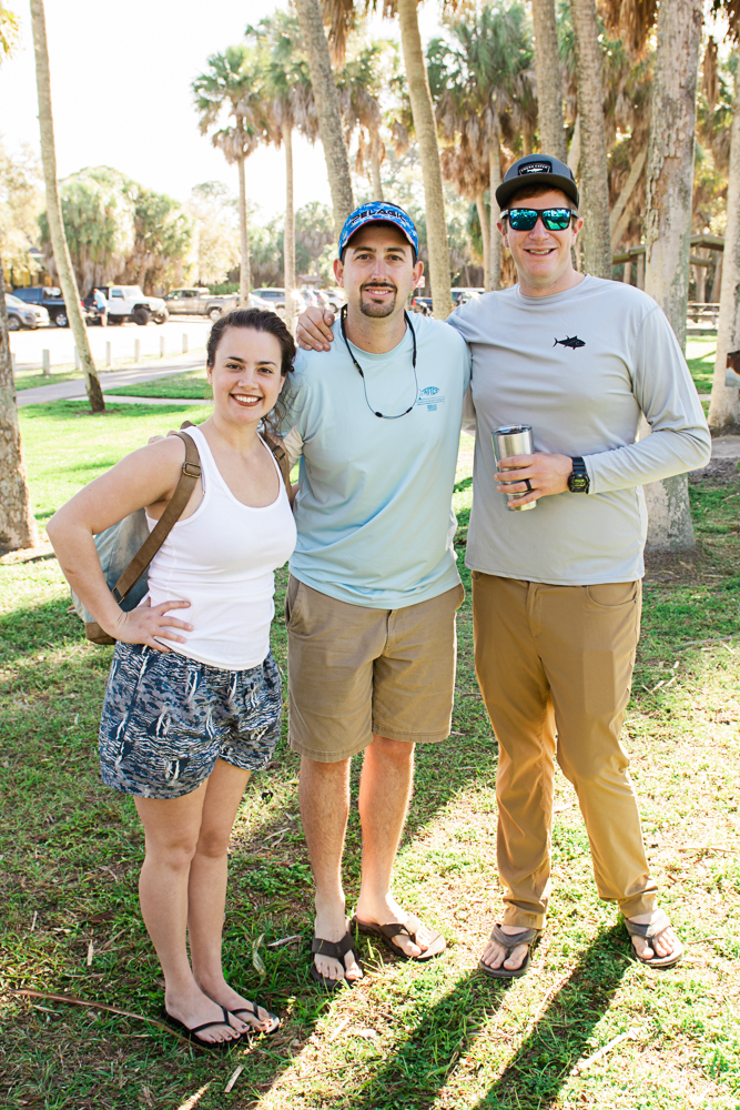 Tampa Bay Photographer | Joyelan Photography | Fresh Catch Coffee Beach Clean Up