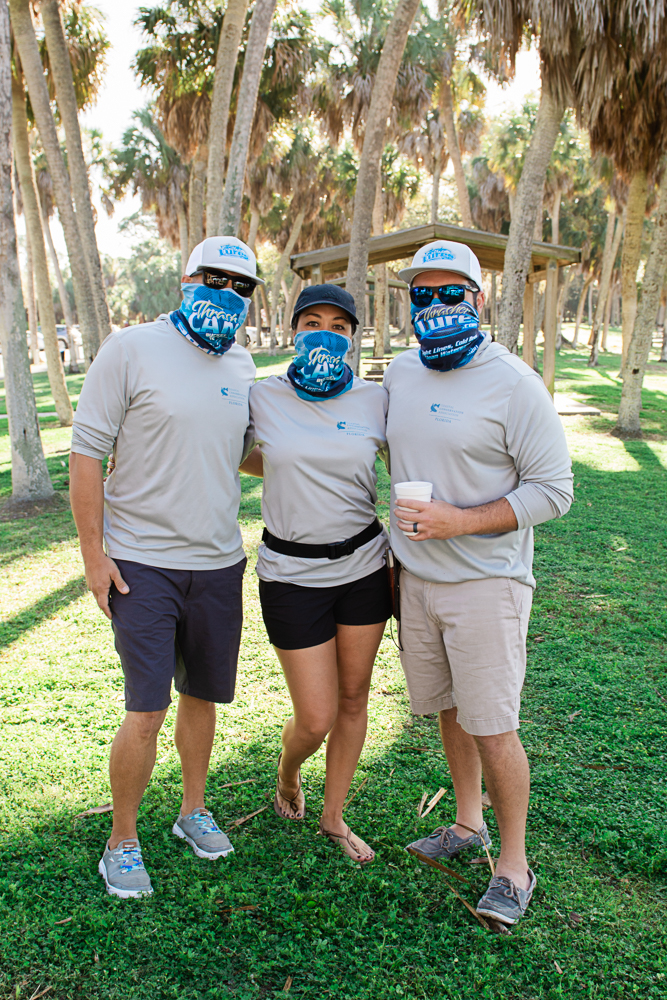 Tampa Bay Photographer | Joyelan Photography | Fresh Catch Coffee Beach Clean Up