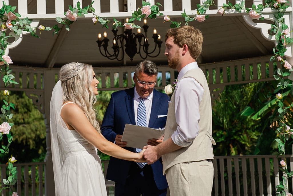 Mixton Farms wedding ceremony next to pond. Wedding venues in Tampa Florida