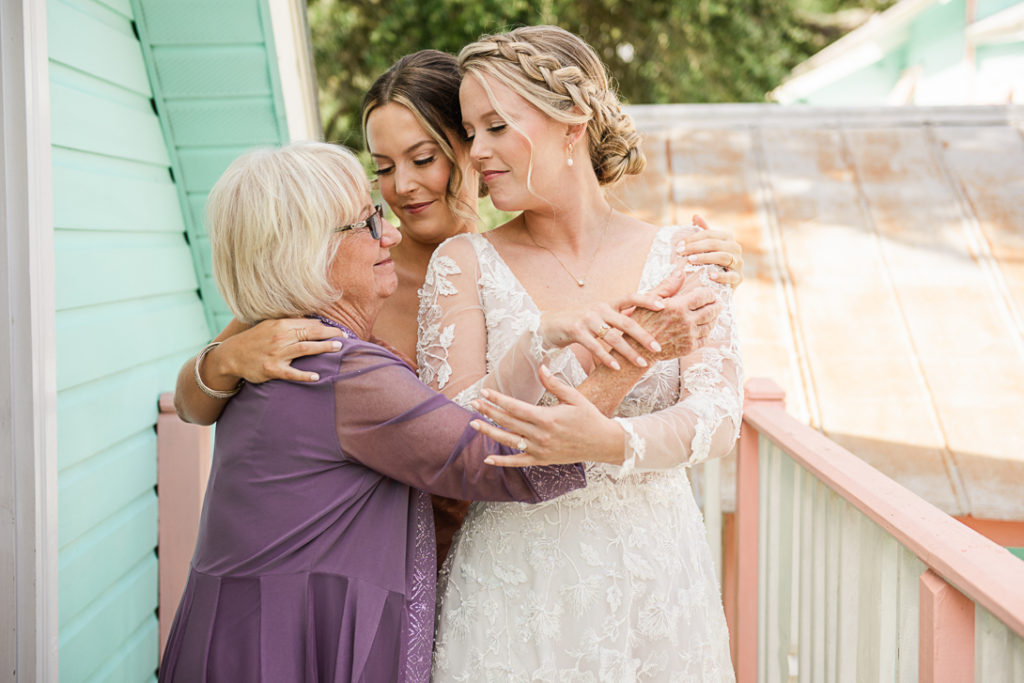 Tampa Wedding Photographer Joyelan Photography | Tyler and Samantha Wedding in Cedar Key Florida | Florida Wedding Photographer | Coastal Wedding