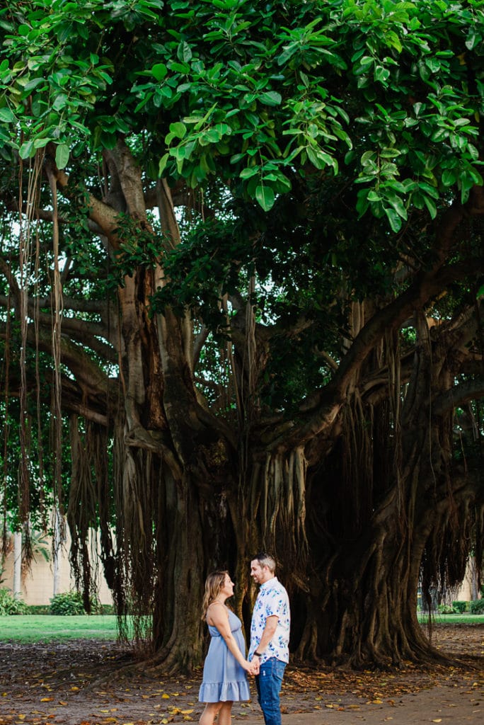 Tampa Wedding Photographer | Joyelan Photography | Downtown St. Pete Engagement Session